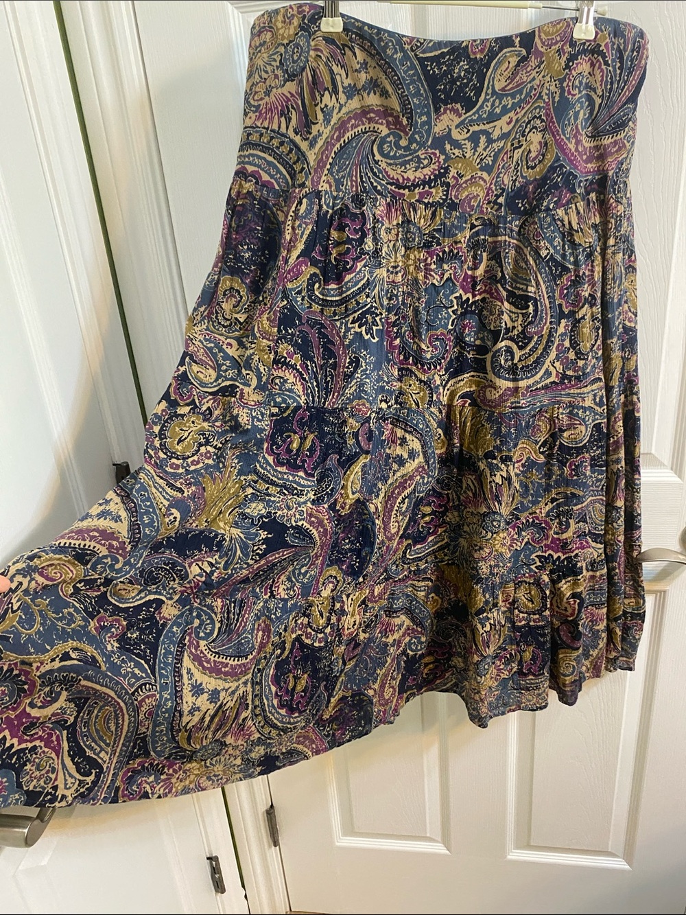 Chaps Women's Blue Purple Paisley Pleated Chiffon Knee Length Skirt Lined Large